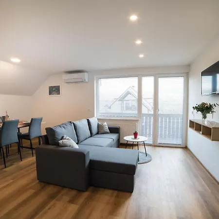 公寓 Apartma Lida 2 *