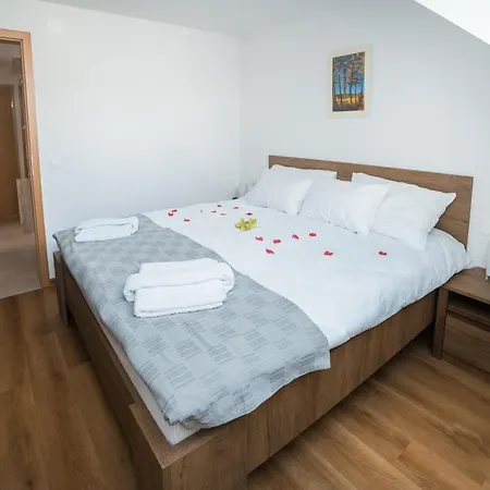 Apartment Apartma Lida 2 *